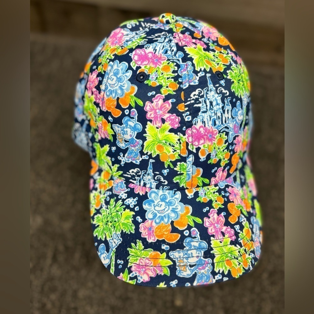 NWT Lilly Pulitzer x Disney 2023 Aegean Navy Style # 011176 Run Around Hat